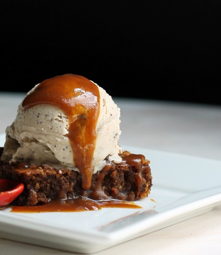 sweet potato caramel blondies with java crunch ice cream on top
