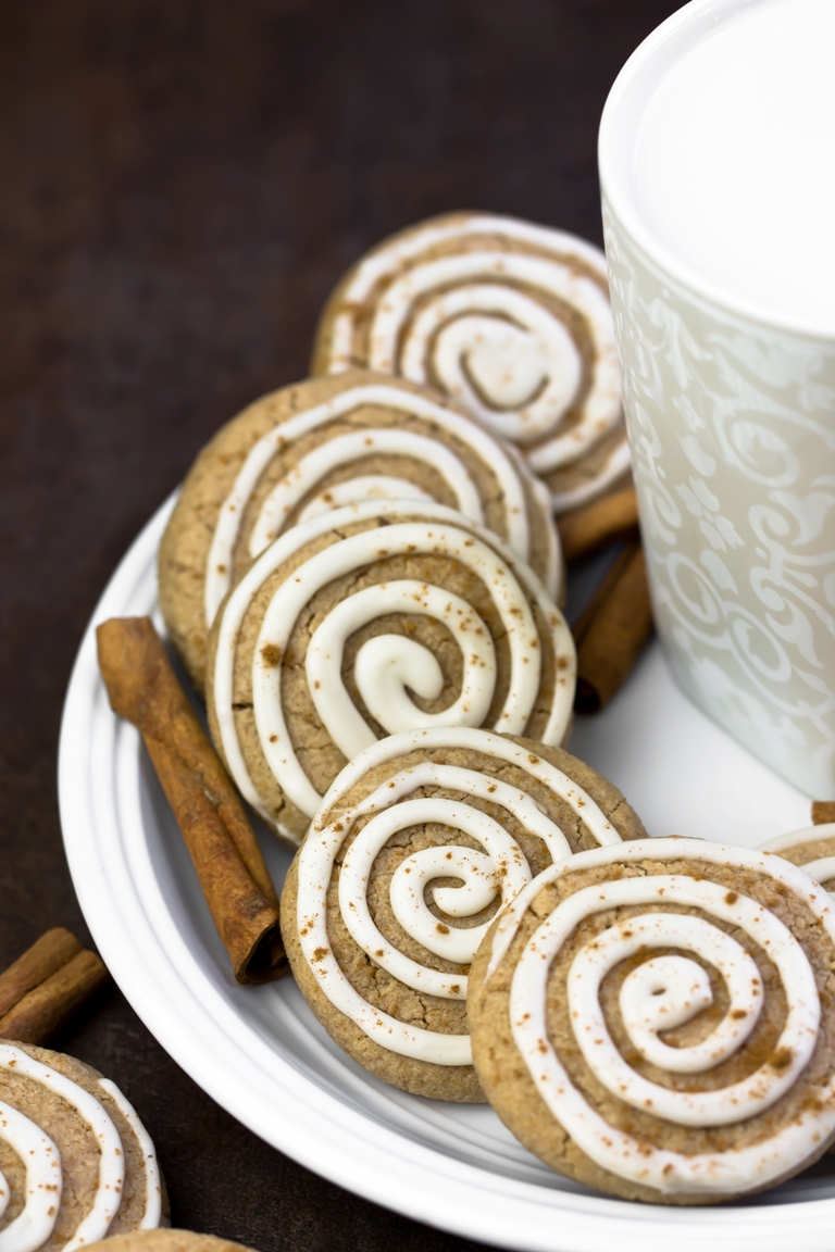 Vegan cinnamon roll cookies on white plate