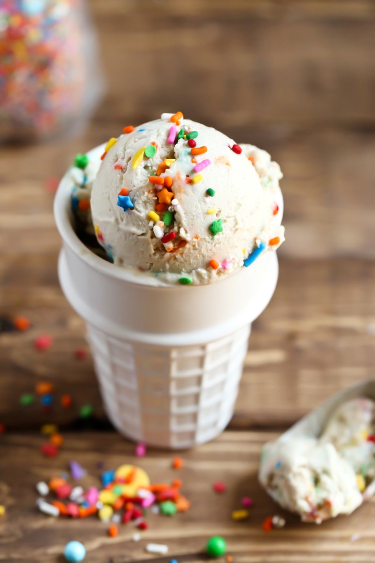 Vegan vanilla birthday cake ice cream with sprinkles