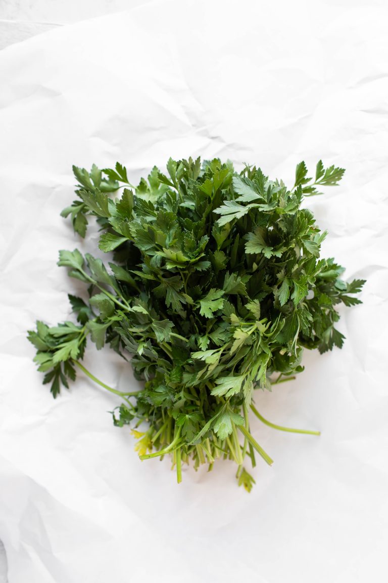 bunch of fresh parsley