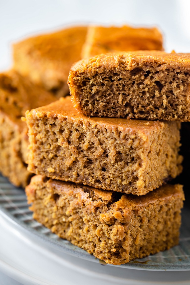 stack of slices of cornbread on blue plate